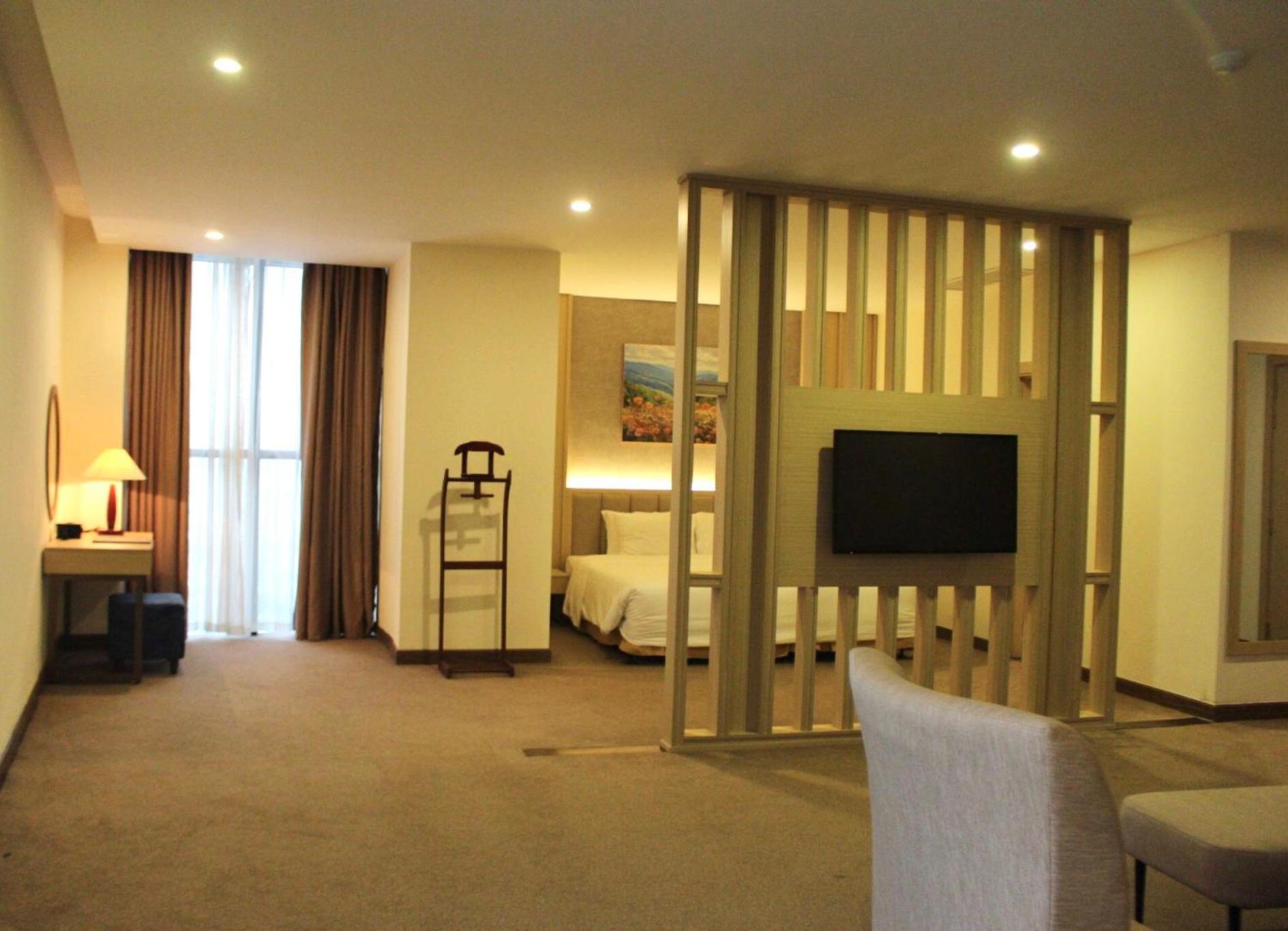 Muong Thanh Grand Quang Tri Hotel מראה חיצוני תמונה