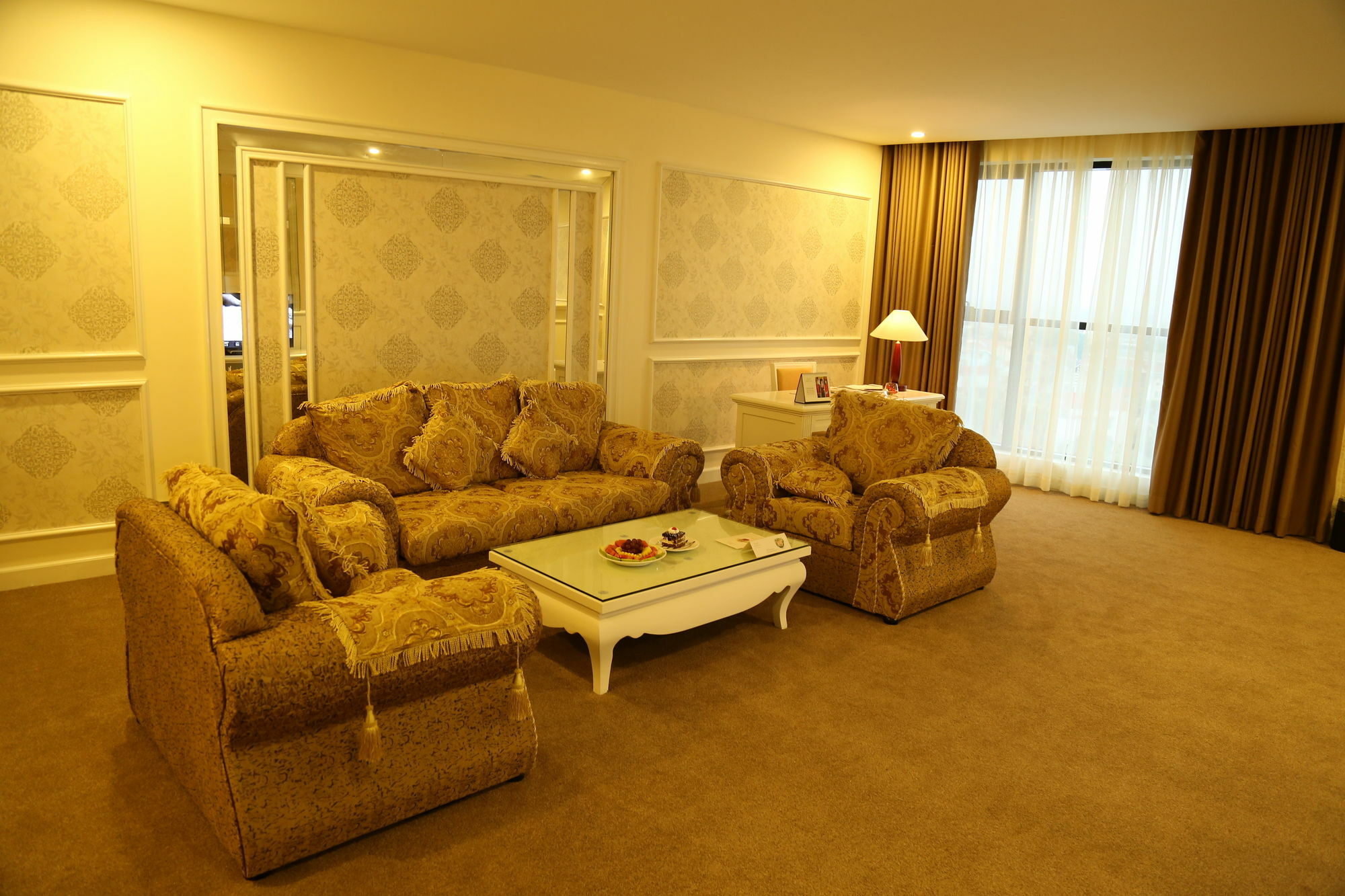 Muong Thanh Grand Quang Tri Hotel מראה חיצוני תמונה
